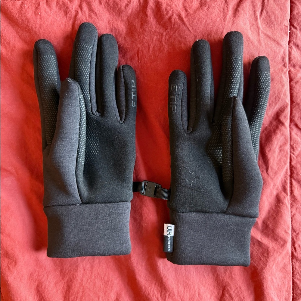 North Face Black U|R Powered Touchscreen Gloves - Men’s XS